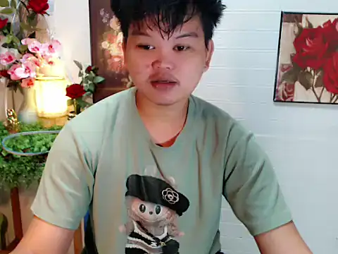 Snapshot of Reynelcock chatting on July 30, 2026, 5:50 am Reynelcock online show from July 30, 2026, 5:50 am
