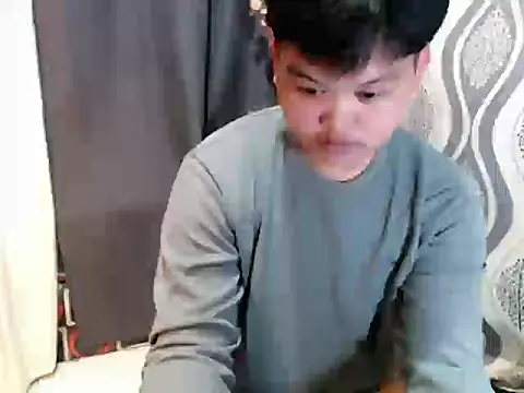 Reynelcock online show from April 26, 2026, 6:00 am