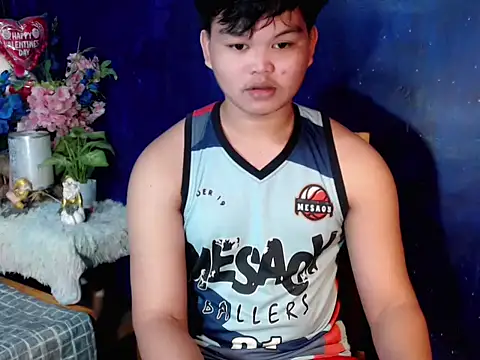 Reynelcock online show from October 11, 2025, 4:57 am