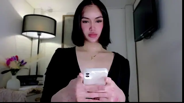 Snapshot of anna_lala7 chatting on January 16, 2026, 12:47 am anna lala7 online show from January 16, 2026, 12:47 am