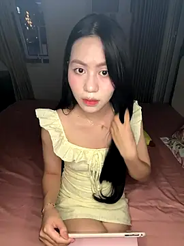 Snapshot of -katinat- chatting on September 9, 2025, 4:16 pm -katinat- online show from September 9, 2025, 4:16 pm