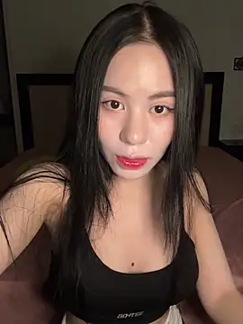 Snapshot of -katinat- chatting on February 12, 2026, 1:33 pm -katinat- online show from February 12, 2026, 1:33 pm