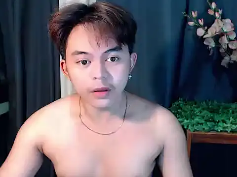 Snapshot of urguy_toshi chatting on April 28, 2026, 5:01 am urguy toshi online show from April 28, 2026, 5:01 am
