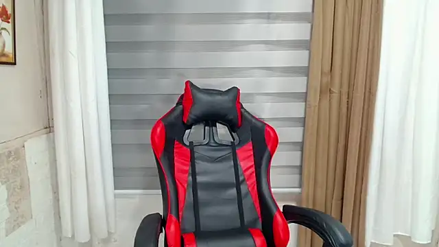 Snapshot of Daddiesgirlrianne69 chatting on September 10, 2025, 12:37 pm Daddiesgirlrianne69 online show from September 10, 2025, 12:37 pm