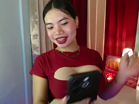 lover girl143 online show from February 9, 2026, 5:11 pm