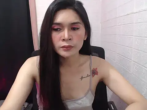 Snapshot of sweetsasha68 chatting on April 2, 2026, 12:23 pm sweetsasha68 online show from April 2, 2026, 12:23 pm