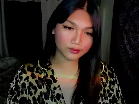 Snapshot of Lou_heart chatting on December 2, 2025, 7:10 am Lou heart online show from December 2, 2025, 7:10 am