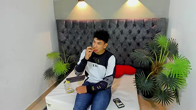 ALAN REDINGER online show from November 22, 2025, 1:10 pm