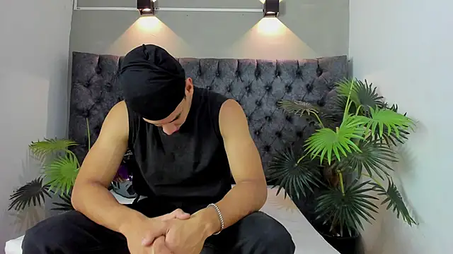 ALAN REDINGER online show from October 28, 2025, 1:21 pm