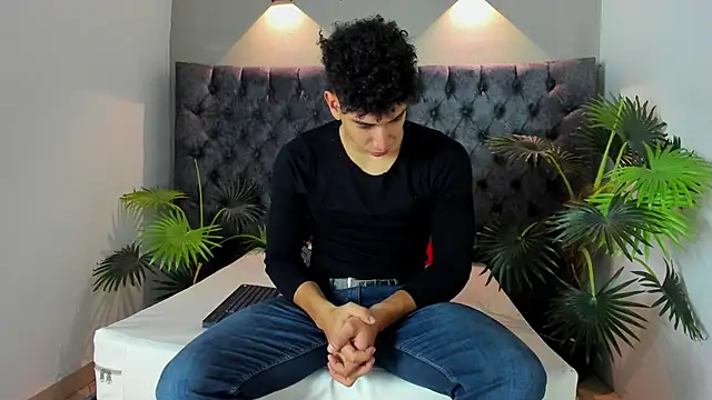 ALAN REDINGER online show from November 15, 2025, 1:26 pm