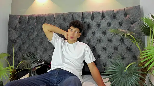 ALAN REDINGER online show from October 23, 2025, 1:10 pm