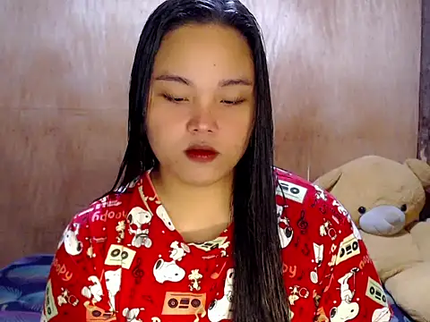Snapshot of _Lylia chatting on March 25, 2026, 9:24 pm Lylia online show from March 25, 2026, 9:24 pm
