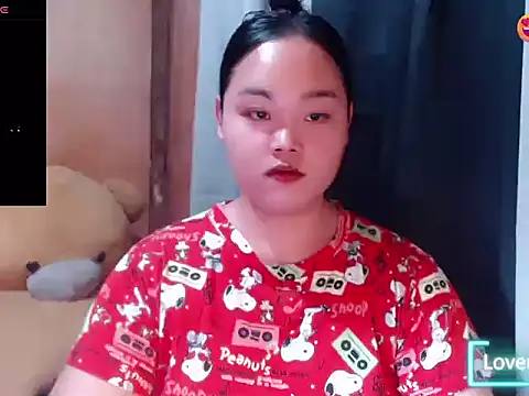  Lylia online show from June 14, 2026, 4:03 am