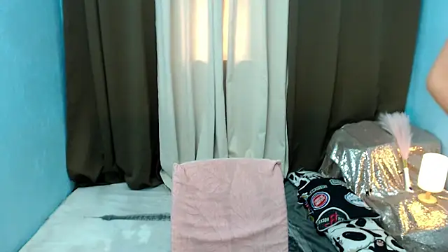 Snapshot of Goddess_Isabel chatting on June 7, 2026, 4:07 am Goddess Isabel online show from June 7, 2026, 4:07 am