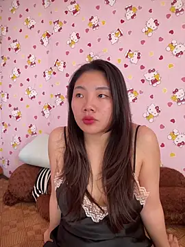 Snapshot of D2sweet chatting on October 22, 2025, 7:30 am D2sweet online show from October 22, 2025, 7:30 am