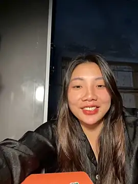 Snapshot of D2sweet chatting on October 31, 2025, 1:08 pm D2sweet online show from October 31, 2025, 1:08 pm