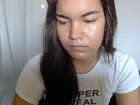 Snapshot of Enchantress_Magdalena chatting on April 27, 2026, 3:59 am Enchantress Magdalena online show from April 27, 2026, 3:59 am