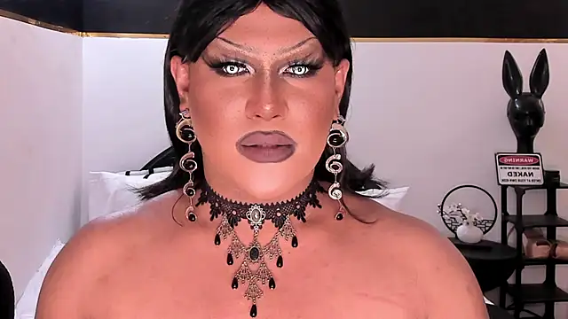 Snapshot of MistressDuhara chatting on April 19, 2026, 8:22 pm MistressDuhara online show from April 19, 2026, 8:22 pm