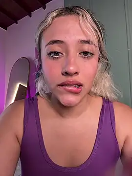 Alexa  Blue online show from October 24, 2025, 2:54 am