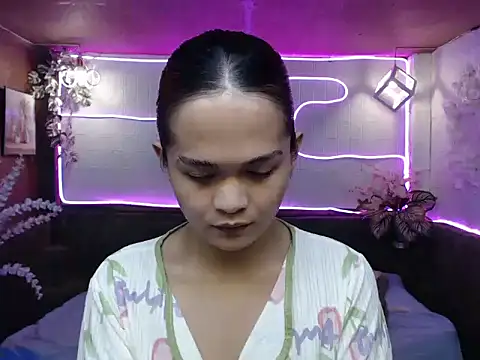 Snapshot of Expensive_candycum chatting on June 13, 2026, 5:55 pm Expensive candycum online show from June 13, 2026, 5:55 pm