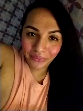 Snapshot of enoria1992 chatting on October 17, 2025, 5:55 am enoria1992 online show from October 17, 2025, 5:55 am