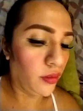 enoria1992 online show from February 15, 2026, 9:52 am