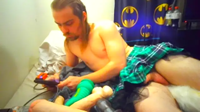 Johnnytailplug online show from November 22, 2025, 5:39 am