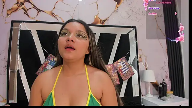 Snapshot of Wonderkloe_ chatting on July 17, 2026, 7:44 pm Wonderkloe online show from July 17, 2026, 7:44 pm