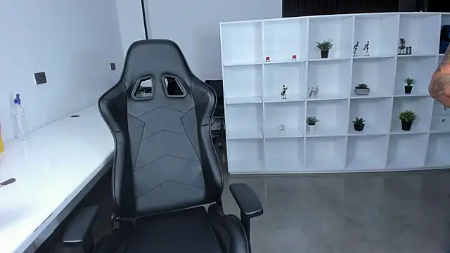 Snapshot of megan_bigboobs_ chatting on November 16, 2025, 11:15 am megan bigboobs online show from November 16, 2025, 11:15 am