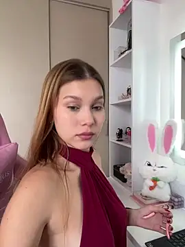Snapshot of Nikii__ chatting on April 18, 2026, 4:42 pm Nikii online show from April 18, 2026, 4:42 pm