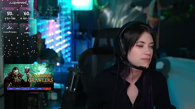 littlelune online show from April 27, 2026, 1:03 am