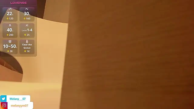 Snapshot of Melany__08 chatting on February 4, 2026, 1:06 pm Melany 08 online show from February 4, 2026, 1:06 pm