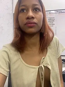 Snapshot of LorenBeiker- chatting on October 4, 2025, 12:17 pm LorenBeiker- online show from October 4, 2025, 12:17 pm