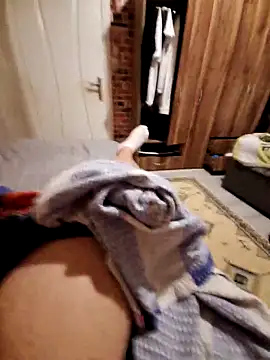 Snapshot of Heyman17 chatting on September 23, 2025, 1:01 am Heyman17 online show from September 23, 2025, 1:01 am