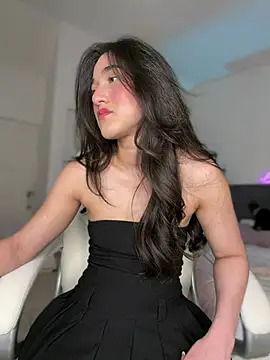Snapshot of julieta_jhonss chatting on August 3, 2026, 2:08 am julieta jhonss online show from August 3, 2026, 2:08 am