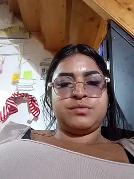 katia durand online show from October 27, 2025, 9:16 pm