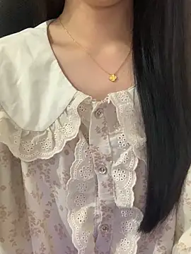 Snapshot of JennyQueen18 chatting on February 8, 2026, 3:32 pm JennyQueen18 online show from February 8, 2026, 3:32 pm