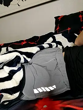 Koreanjjc online show from November 28, 2025, 4:18 pm