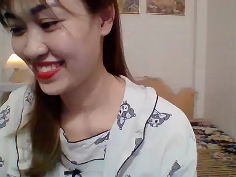 Snapshot of __Donna__ chatting on October 14, 2025, 2:39 pm Donna online show from October 14, 2025, 2:39 pm