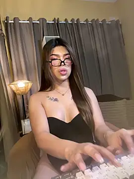 Nyxie luxx online show from May 2, 2026, 11:59 am