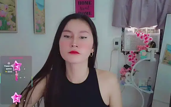 Snapshot of anne_smithe chatting on February 18, 2026, 11:23 pm anne smithe online show from February 18, 2026, 11:23 pm