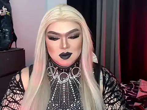 Snapshot of michellevixen922 chatting on October 28, 2025, 4:50 pm michellevixen922 online show from October 28, 2025, 4:50 pm