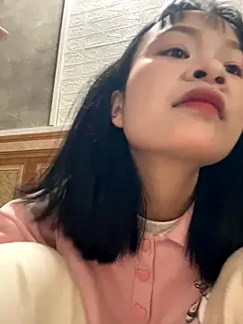 Daisy018 online show from December 2, 2025, 2:12 am