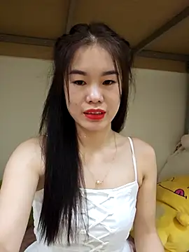 Baby-ladytits2025 online show from November 9, 2025, 6:17 am