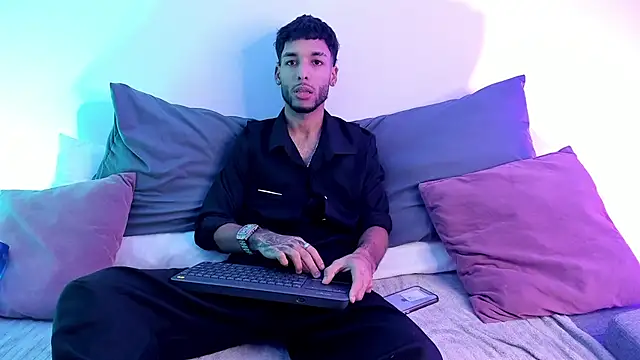 Snapshot of Thiagoferreti chatting on June 25, 2026, 4:32 am Thiagoferreti online show from June 25, 2026, 4:32 am