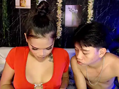 ur holly lexie online show from October 5, 2025, 5:53 am