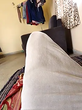 vichuhot online show from October 8, 2025, 7:43 am