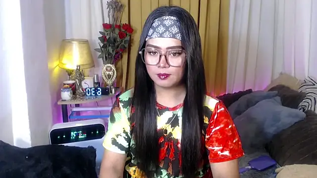 YourSweet-mich online show from April 17, 2026, 10:29 am