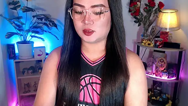 Snapshot of YourSweet-mich chatting on September 28, 2025, 5:36 am YourSweet-mich online show from September 28, 2025, 5:36 am