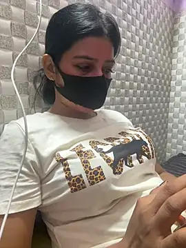Snapshot of Hot_Jaanvi_ chatting on May 29, 2026, 4:46 pm Hot Jaanvi online show from May 29, 2026, 4:46 pm